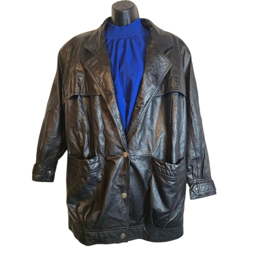 Vintage 90s Black Leather Coat Floral Buttons Shoulder Pad Baddie Jacket Blazer - Picture 1 of 10
